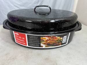 New Large Enamel Roaster Pan with Lid