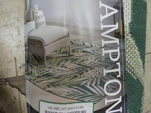 lot 51 image: Hampton Bax Plam Green IndoorOutdoor Area Rug 67 x 810