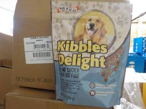 lot 197 image: 10 - 14 oz Bags Kibbles Delight Dog Food