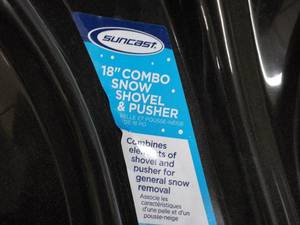 lot 209 image: Suncast 18 Combo Snow Shovel and Pusher- made in USA