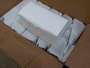 lot 211 image: 250 White Self Closing Boxes 9 x 4 x 4