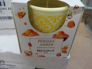 lot 228 image: 12 Regina Persian Amber Scented Candles