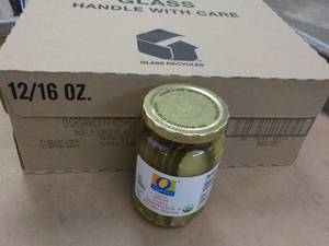 lot 313 image: 12 - 16 oz jars Kosher Sandwich Pickle Slices best date 08092023