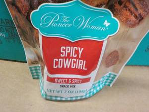 lot 329 image: 8 - 7 oz Bags The Pioneer Women Spicy Cowgirl Snack Mix best date 09022023