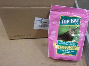 lot 349 image: 10 - 15 oz bags Top Kat Ocean Fish Cat Food Best By 11052023