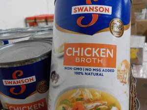 lot 424 image: 24 cans Swansons Chicken Broth...