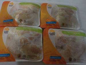 lot 433 image: L 4 Frozen pkgs Cold NPlump Split Chicken Breasts