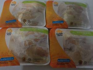 lot 434 image: L 4 Frozen pkgs Cold NPlump Split Chicken Breasts
