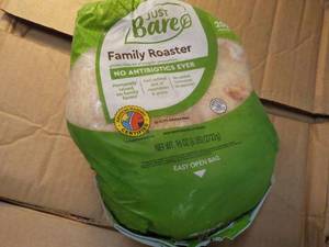 lot 453 image: F 6 lb. Family Frozen Roaster...