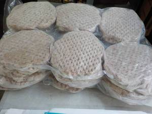 lot 473 image: C 10 lb. Frozen 100% Angus Beef Patties