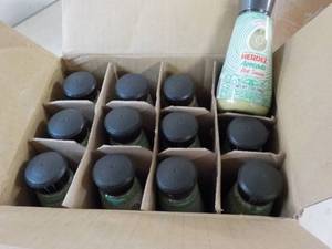lot 517 image: 12 Herdex Avocado Hot Sauce 5 oz Jars