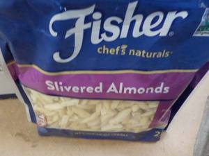 lot 263 image: 7 - 10 oz Bags Fischer Slivered Almonds Best By 01182023