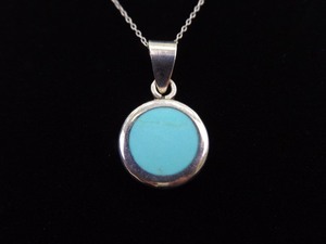 .925 Sterling Silver Inlayed Howlite Pendant Necklace