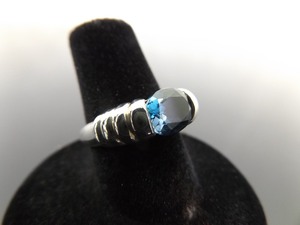 .925 Sterling Silver Aquamarine Oval Cut Ring Size 6.5