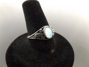 NEW .925 Sterling Silver Opal Cabochon Native American Feather Ring Size 8