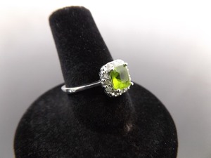 .925 Sterling Silver Peridot Crystal Ring Size 7