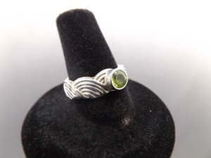NEW .925 Sterling Silver Peridot Solitaire Ring Size 8