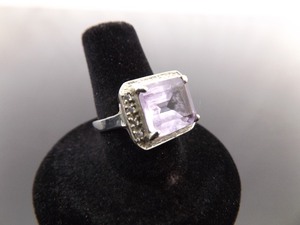 .925 Sterling Silver Emerald Cut Amethyst Crystal Ring Size 7