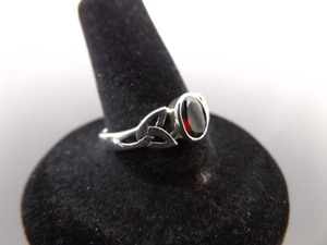.925 Sterling Silver Garnet Celtic Ring Size 8.75