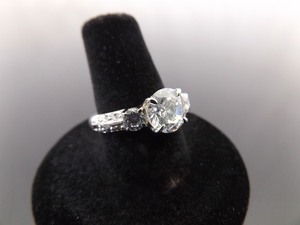 .925 Sterling Silver Zirconia Ring Size 7