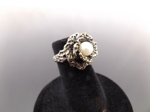 .925 Sterling Silver Hand Hammered Genuine Pearl Flower Pinky Ring Size 2.5