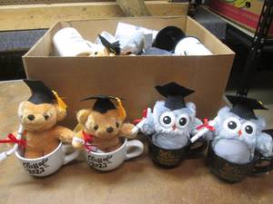 lot 8 image: (RR) Box Full of Assorted Grad Mugs Etc