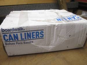 lot 65 image: (MM) Case 100 Can Liners 40-45 Gallon 10 Rolls of 10 Bags