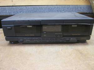 lot 253 image: (II) Fisher Studio Standard CR-W9025 Stereo Double Cassette Deck - Powers On