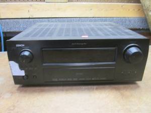 lot 257 image: (II) Denon AVR-2808CI AV Surround Receiver - Powers On - Power Cord Not Included