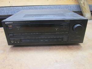 lot 260 image: (SS) Pioneer VSX-501 AudioVideo Stereo Receiver - Powers On