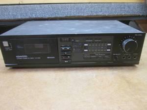 lot 266 image: (SS) Kenwood KX-32BStereo Cassette Deck - Powers On