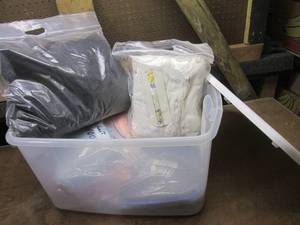 lot 279 image: (SS) Tote with Lid Full of Assorted Wool Material