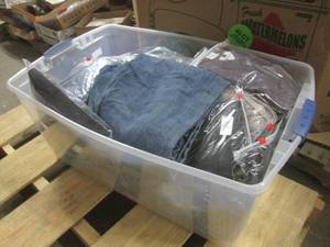 lot 281 image: (TT) Large Tote Full of Assorted Clothes All Bagged