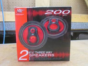 lot 208 image: (MM) Pair VR3 200 Watt 6 12 Three Way Speakers