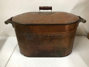 lot 173 image: Nice Old Vintage Copper Boiler