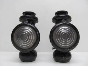 lot 9 image: Pair of Antique 1910s Automobile Headlight Lamps