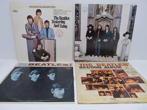 lot 22 image: Lot of 4 Vintage Vinyl BEATLES Records #3