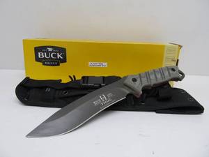 lot 31 image: Large Like-New or New BUCK Knives Ron Hood THUG Knife 