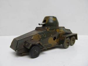 lot 49 image: Awesome Tin Litho 1930s German Armored Tank by Kellerman & Co