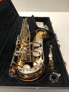 lot 279 image: Excellent VITO Alto Saxaphone wCase