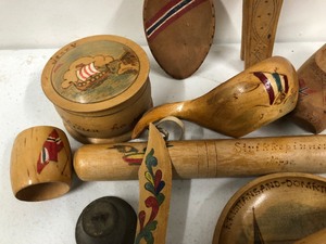 lot 290 image: Lot of Vintage Scandinavian Wooden Pieces