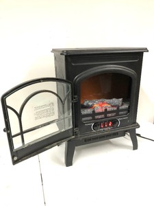 lot 322 image: Working Electric Fireplace Heater