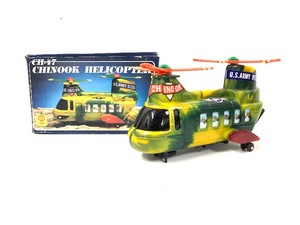 lot 344 image: Vintage Battery-Op U.S. Army Chinook Helicopter Toy