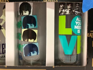 lot 399 image: Brand New BEATLES Collector Glasses #4