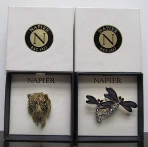 lot 90 image: 2 Brand New NAPIER Costume Jewelry Brooches - Lion & Dragonfly