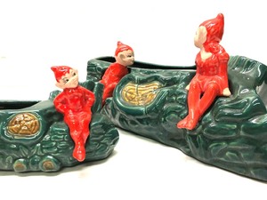 lot 262 image: 2 Mid Century Gilner PixieElf Planters