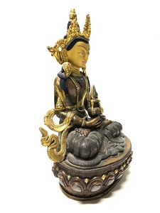 lot 122 image: Stunning Antique Gilt Bronze & Silver Seated Buddha