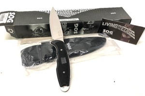lot 110 image: Brand New SOG Tactical Team Leader Knife