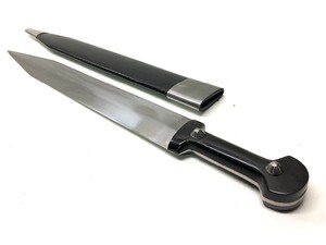 lot 108 image: Like-New or New Long Dagger or Short Sword wSheeth