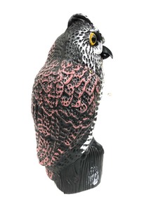 lot 261 image: Brand New Plastic Owl Decoy 